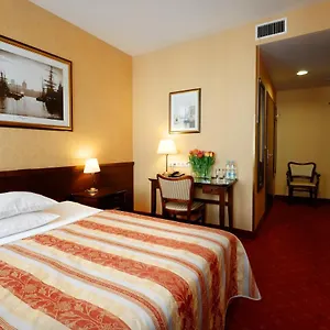 3* Otel Wolne Miasto Old Town